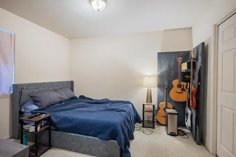 737 SE M Street Grants Pass OR 97526