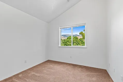 411 N Mountain Avenue Ashland OR 97520