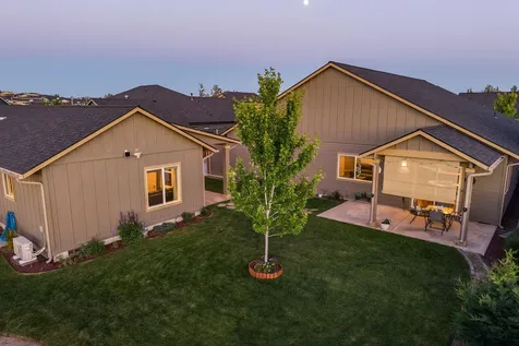 4847 SW Zenith Avenue Redmond OR 97756