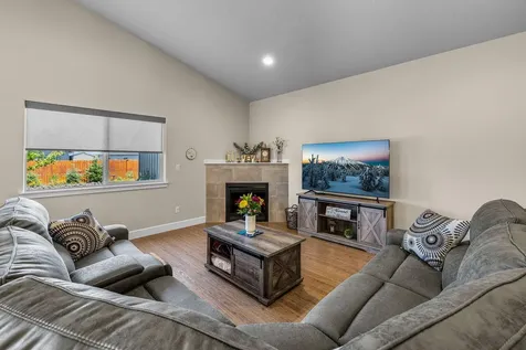 4847 SW Zenith Avenue Redmond OR 97756