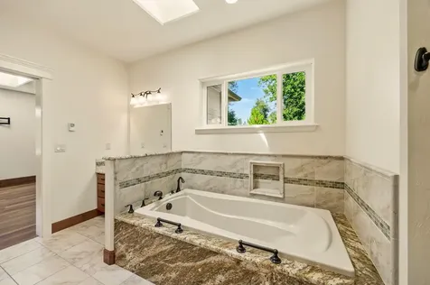 360 Park Drive Shady Cove OR 97539
