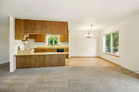 360 Park Drive Shady Cove OR 97539