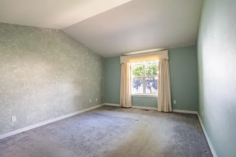 2144 NW Spruce Court Redmond OR 97756