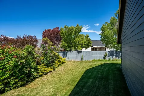 2144 NW Spruce Court Redmond OR 97756