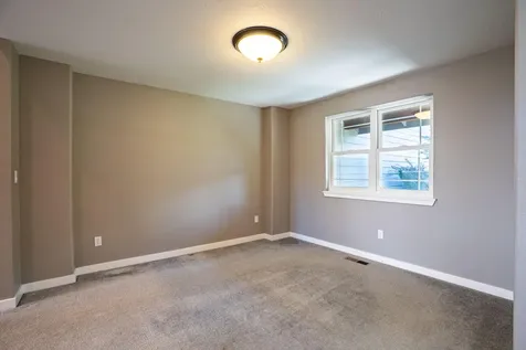 2144 NW Spruce Court Redmond OR 97756