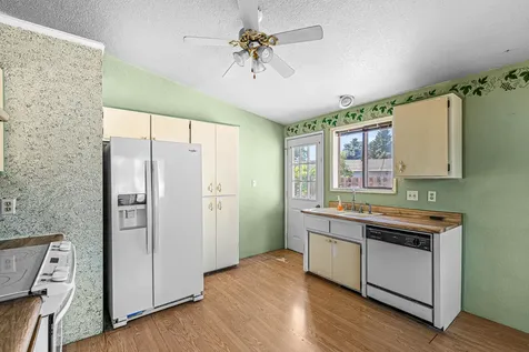 681 Farnsworth Drive Central Point OR 97502