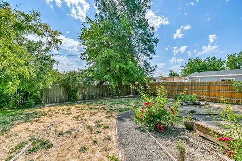 681 Farnsworth Drive Central Point OR 97502