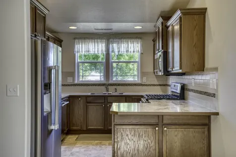 3144 SW Cascade Avenue Redmond OR 97756