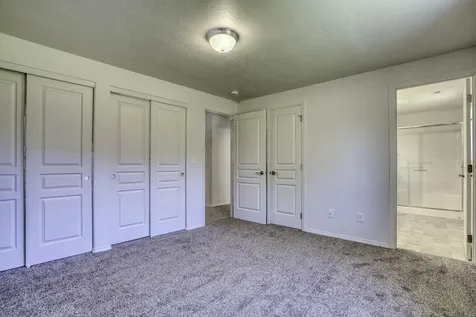 3144 SW Cascade Avenue Redmond OR 97756