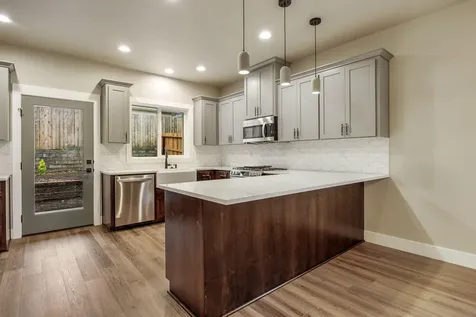 332 Randy Street Ashland OR 97520