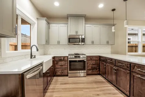 332 Randy Street Ashland OR 97520