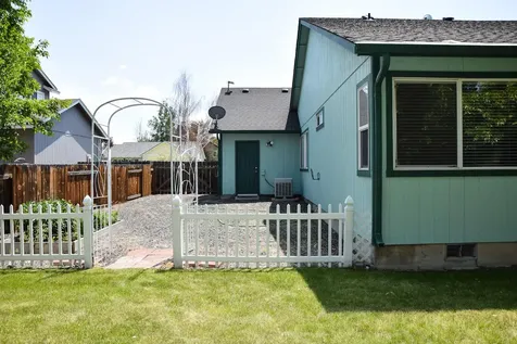 1545 NW Spruce Place Redmond OR 97756