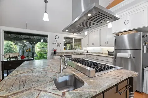 2232 Dellwood Avenue Medford OR 97504