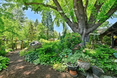 2232 Dellwood Avenue Medford OR 97504
