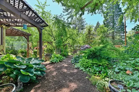 2232 Dellwood Avenue Medford OR 97504