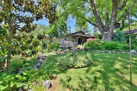 2232 Dellwood Avenue Medford OR 97504