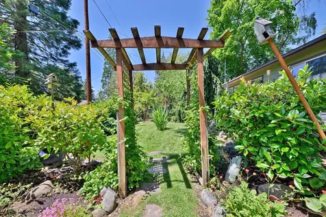 2232 Dellwood Avenue Medford OR 97504