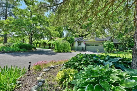 2232 Dellwood Avenue Medford OR 97504