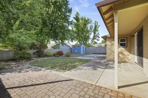 2937 Farmington Avenue Medford OR 97504