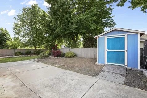 2937 Farmington Avenue Medford OR 97504
