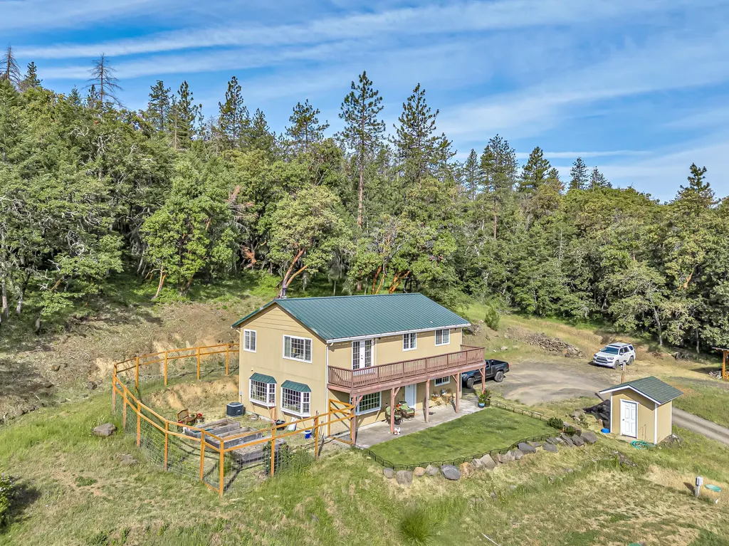 505 Wren Ridge Drive Eagle Point OR 97524