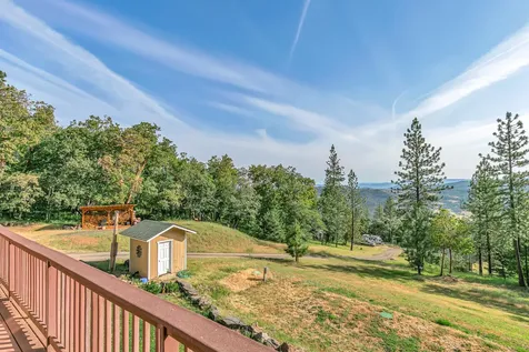 505 Wren Ridge Drive Eagle Point OR 97524