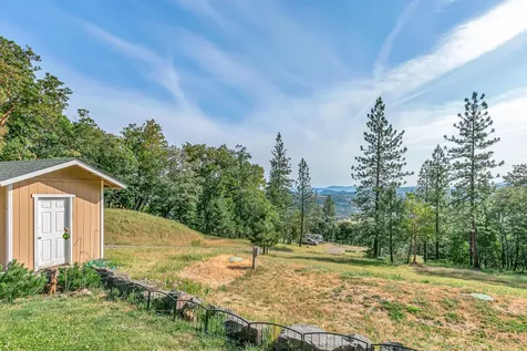 505 Wren Ridge Drive Eagle Point OR 97524