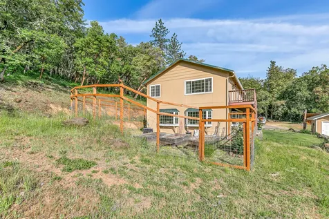 505 Wren Ridge Drive Eagle Point OR 97524