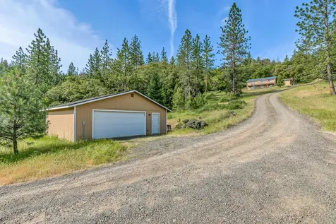 505 Wren Ridge Drive Eagle Point OR 97524