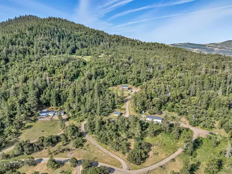 505 Wren Ridge Drive Eagle Point OR 97524