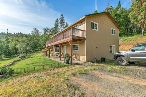 505 Wren Ridge Drive Eagle Point OR 97524