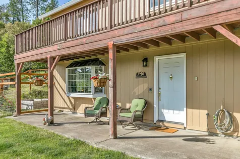 505 Wren Ridge Drive Eagle Point OR 97524