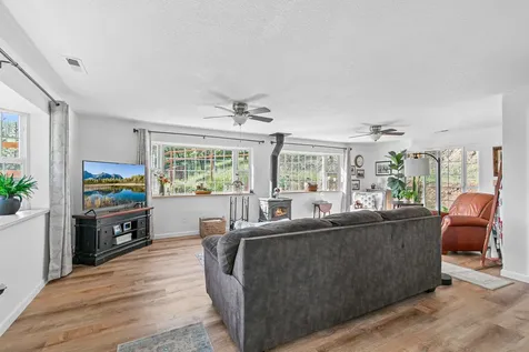 505 Wren Ridge Drive Eagle Point OR 97524
