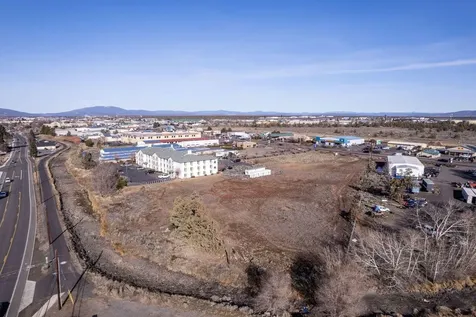 2285 S Highway 97 Redmond OR 97756