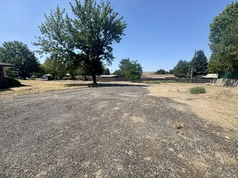 640 NE B Street Madras OR 97741