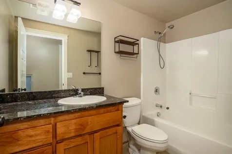 1157 Peachwood Court Medford OR 97501