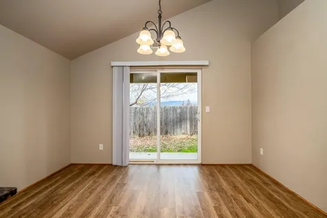 1157 Peachwood Court Medford OR 97501