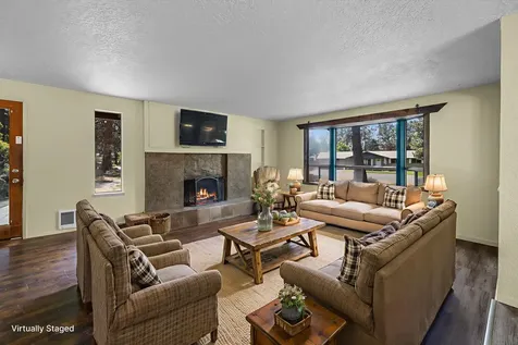 21024 Denning Drive Bend OR 97702