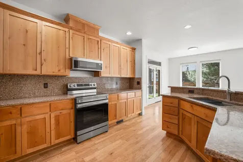 903 E Timber Pine Drive Sisters OR 97759
