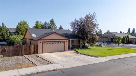 2201 SW Stonehedge Court Redmond OR 97756