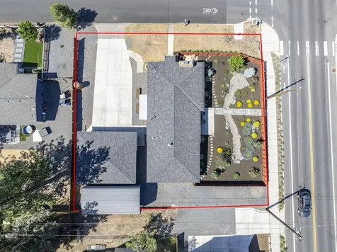 1231 NW 14th Street Bend OR 97703