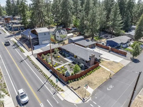 1231 NW 14th Street Bend OR 97703