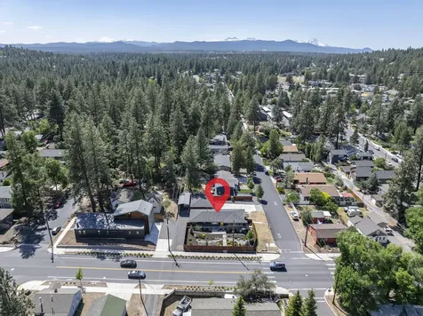 1231 NW 14th Street Bend OR 97703
