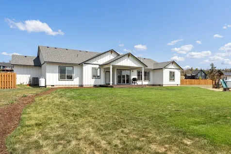 3956 NW 39th Drive Redmond OR 97756