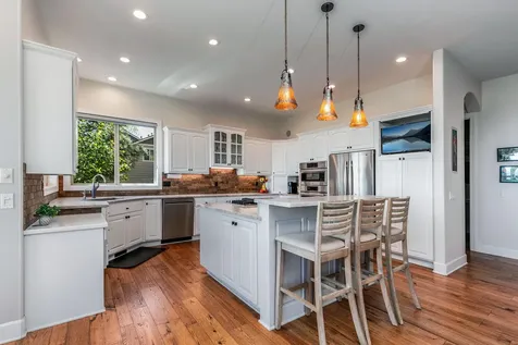 1166 NW Redfield Circle Bend OR 97703