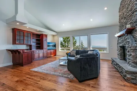 1166 NW Redfield Circle Bend OR 97703