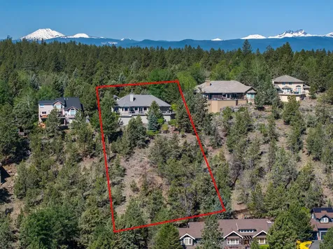 1166 NW Redfield Circle Bend OR 97703