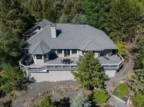 1166 NW Redfield Circle Bend OR 97703