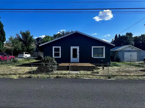 3630 Onyx Avenue Klamath Falls OR 97603