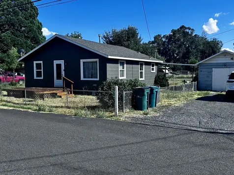 3630 Onyx Avenue Klamath Falls OR 97603